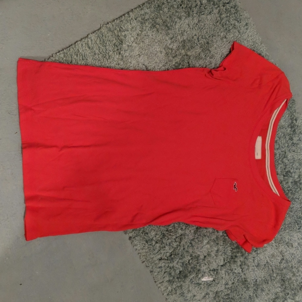 Red Hollister shirt size Large